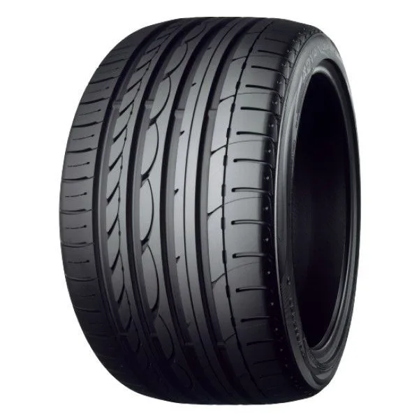 Легковая шина Yokohama Advan Sport V103S 245/45 R17 95Y